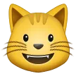 Cara de gato sorridente com a boca aberta